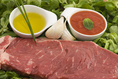牛肉和蔬菜印章架子屠夫烹饪牛扒杂货店奶牛草药美食食物图片