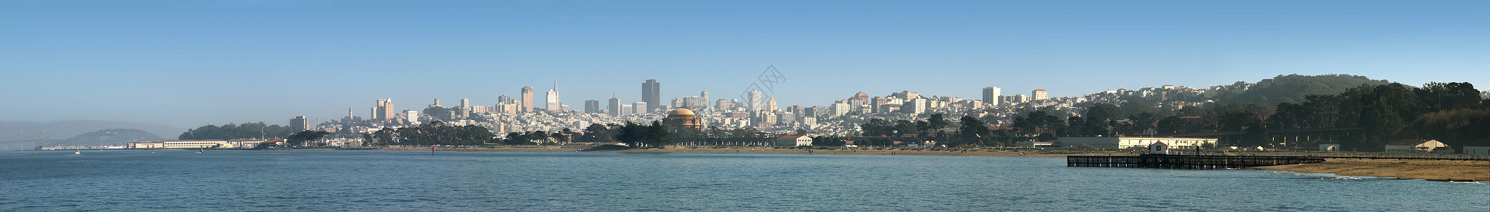 旧金山全景 从宝藏岛到公园普里西迪奥图片