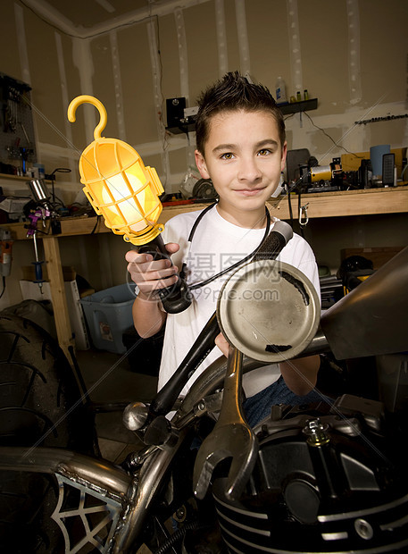 愚蠢的男孩机械师c活塞摩托车爱好新月机械菜刀车库工具扳手引擎图片