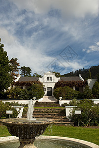 荷兰古典荷兰角农场草地小屋长椅房子屋顶环境建筑学石头旅行历史性图片