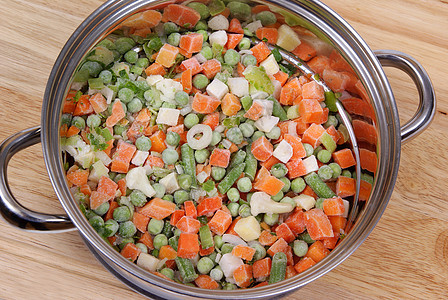 冷冻蔬菜菜花白色蔬菜玉米青豆产品桌子餐厅图片