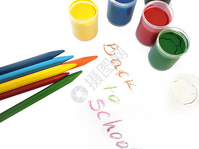 水色和蜡笔爱好白色色调幼儿园静物水彩画染色闲暇圆圈学校图片