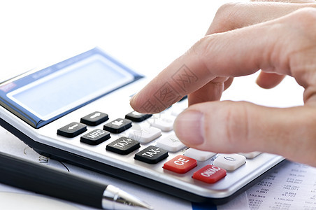 税务计算器和笔帐户数学手指圆珠笔数字账本总数会计数据账单图片