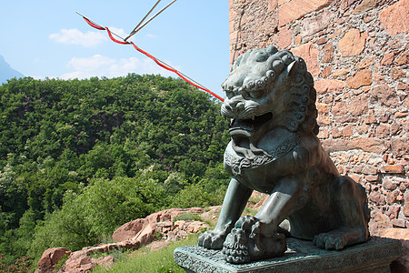 狮子狮建筑学宗教雕像白色岩石建筑城堡青铜教会堡垒图片