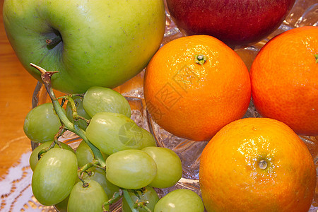 葡萄和柠檬甜食食物黄色绿色白色生产橙子圆形营养图片
