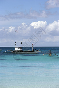 海上的孤单船只游泳情调异国海岸线呼吸管蓝色海洋渔夫钓鱼海滨图片