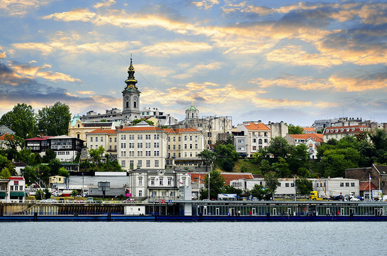 多瑙河上的贝尔格莱德市风景景观游客建筑物建筑学建筑河流码头旅游历史性教会图片