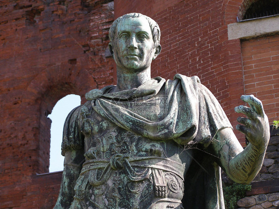 罗马雕像废墟墙壁绿色帝国城堡青铜考古学雕塑古物氧化物图片