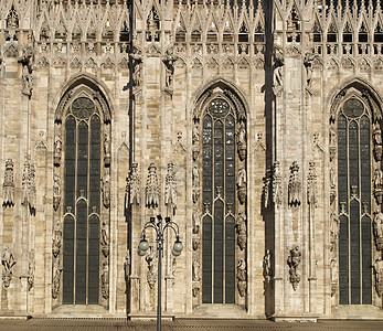 米兰杜奥莫迪米洛建筑学大教堂白色窗户石头主场教会座位玻璃主教图片