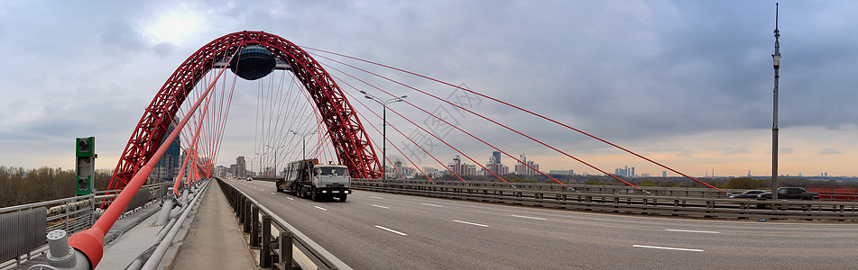 现代红莫斯科红色汽车桥全景驾驶运动商业工程天空构造城市旅行地标交通图片