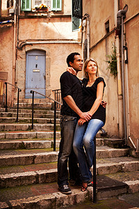 欧洲街头情侣背景图片