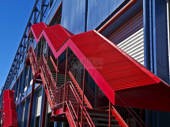切尔海码头乐趣建筑物建筑假期蓝色城市梯子建筑学码头运输图片