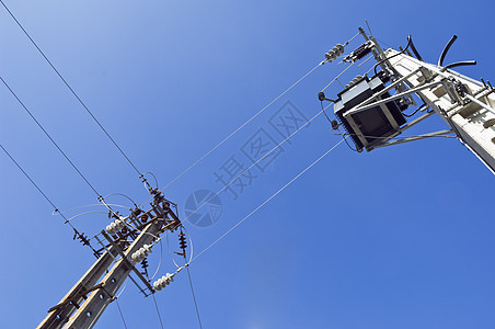 电电极网络基础设施桅杆天空金属震惊力量白色变压器技术图片