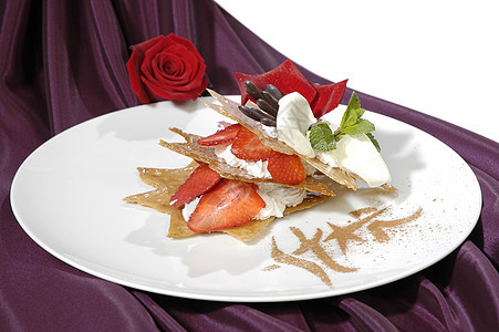 奢华的甜点派对玫瑰庆典盘子糕点蛋糕生日糖果水果玻璃图片