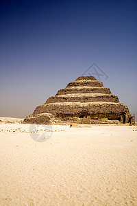 贾塞尔的脚步金字塔地标沙漠纪念碑建筑学历史神话法老历史性雕塑岩石图片
