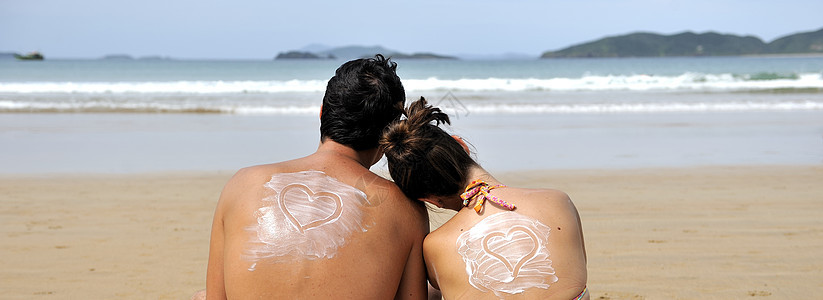 夫妻情侣乐趣女性喜悦成人男性女士白色假期女孩海滩图片