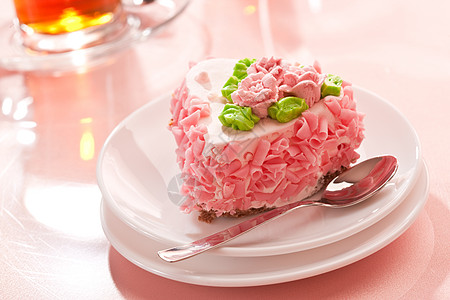 花边蛋糕食物玫瑰甜点糕点粉色奶油图片
