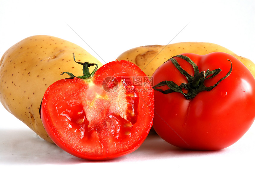 土豆和切片番茄图片