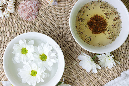 温泉设计雏菊竹子蔬菜茶壶迷迭香花瓣保健卫生浴室沙龙图片