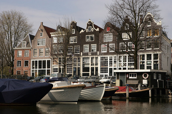 阿姆斯特丹木头特丹山墙车辆运河运输窗户房子图片