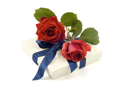 礼品盒2丝带蓝色粉色红色礼物白色背景图片