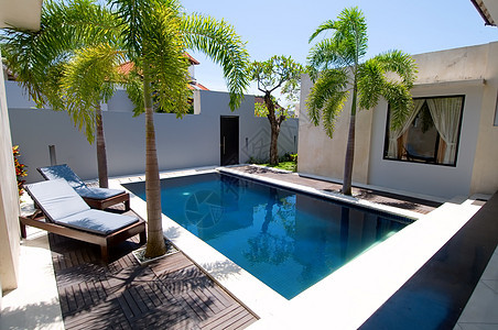 在别墅游泳水池风景天堂隐私床垫蜜月凉亭蓝色假期酒店图片