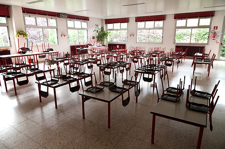空学校食堂背景图片