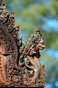 曼巴普柬埔寨的曼达帕山雕像背景