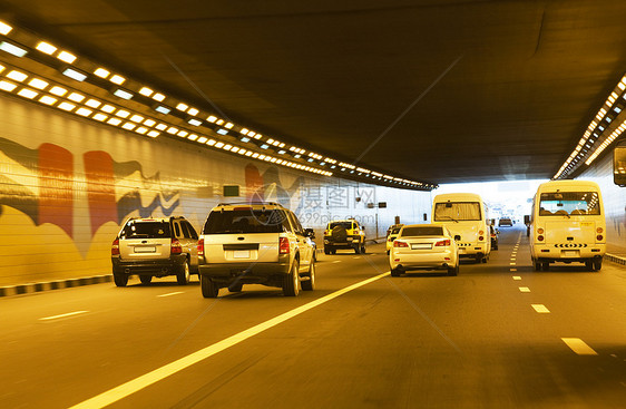 阿联酋迪拜隧道交通流量图片