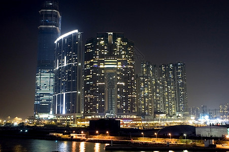 香港  夜间建筑群灯光反射港口团体城市发光建筑学摩天大楼景观图片