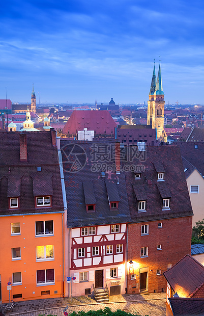 德国纽伦堡纽伦堡天际蓝色历史性建筑房子时光历史景观尖顶传统图片