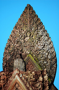 柬埔寨的曼达帕顶顶部雕刻图片