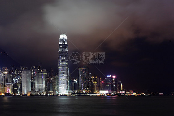 晚上在香港银行小时建筑物汽车高峰城市中心街道摩天大楼交通图片
