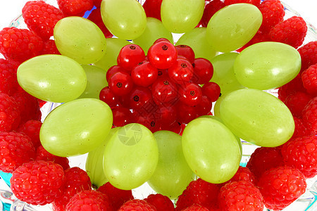 水果混合盘子营养白色绿色黄色覆盆子浆果红色甜点健康图片