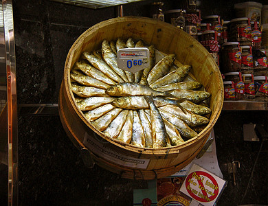 巴塞罗那La Boqueria市场沙丁鱼市场 巴塞罗那图片