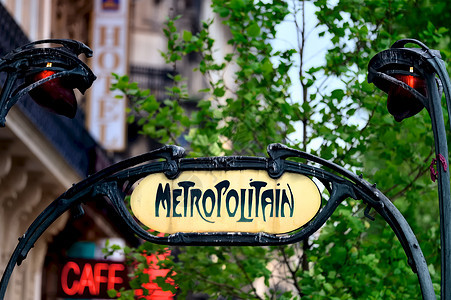 巴黎地铁旅行红色都市街道水平旅游黄色地标传统绿色图片