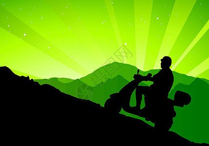 男人骑摩托车月亮丘陵自行车绿色驾驶星星头盔运动山脉月光背景图片
