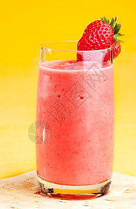 草莓平滑剂奶昔茶点甜点宏观酸奶果味果汁饮食浆果冰霜图片