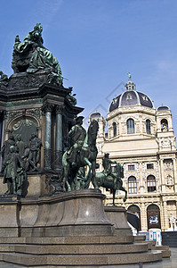 玛丽亚特瑞西亚艺术青铜旅游皇帝纪念馆蓝色天空正方形传统纪念碑图片