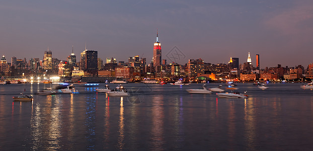中城曼哈顿天线金融景观天际水路市中心国家建筑学建筑旅行风景图片
