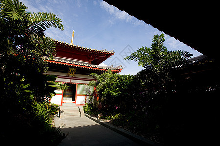 佛教寺庙红色花园精神雕像神社宝塔建筑宗教金子阴影图片