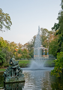 科宁京阿斯特里德公园季节植物公园凉亭池塘喷泉雕塑图片