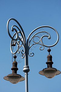 Brno的旧式街灯图片