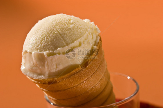 冰淇淋晶圆食物小吃发射短号品味甜点奶油圣代饮食图片