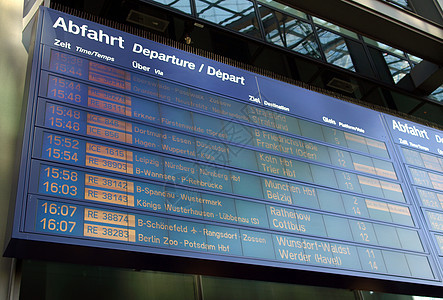 时间表时间运输火车站桌子民众飞机地铁出港机场火车图片