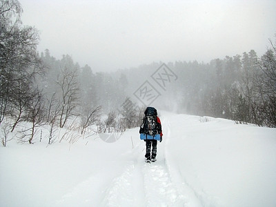 雪雪 旅游 探险 雪暴 极端图片