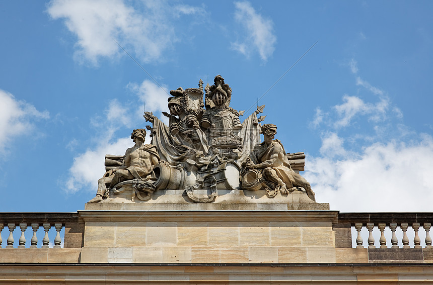 柏林历史之争的雕像图片