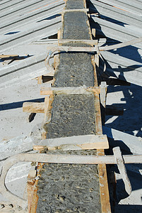 屋顶框架详细木头灰色工程水泥关节建筑住房房子工作钢结构图片