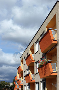 橙色和黄色前置房屋详情建筑预制件建筑学住宅社区橙子财产大厦城市房子图片