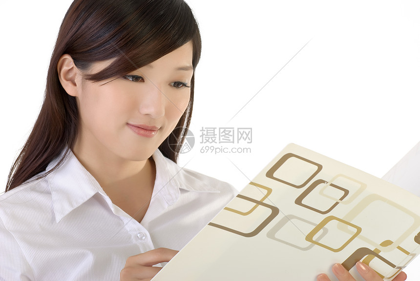 商业妇女阅读论文商务微笑数字经济职业工作女性白色黑色金融图片